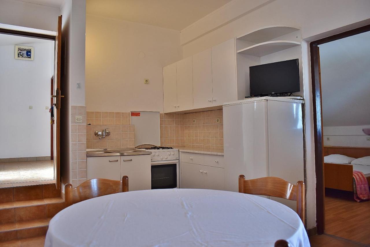 Apartament Banjol Luaran gambar