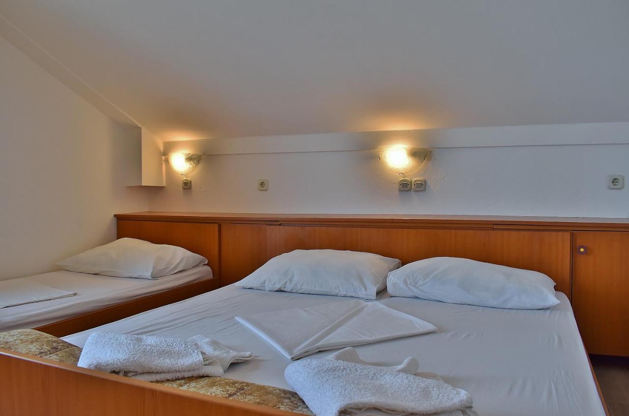 Apartament Banjol Luaran gambar