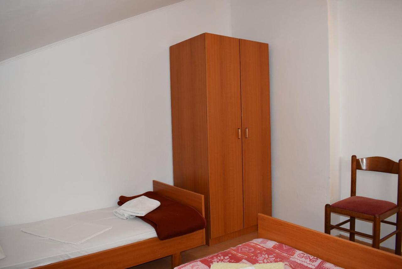 Apartament Banjol Luaran gambar