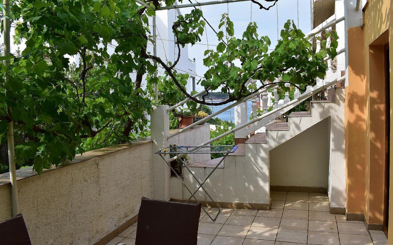 Apartament Banjol Luaran gambar